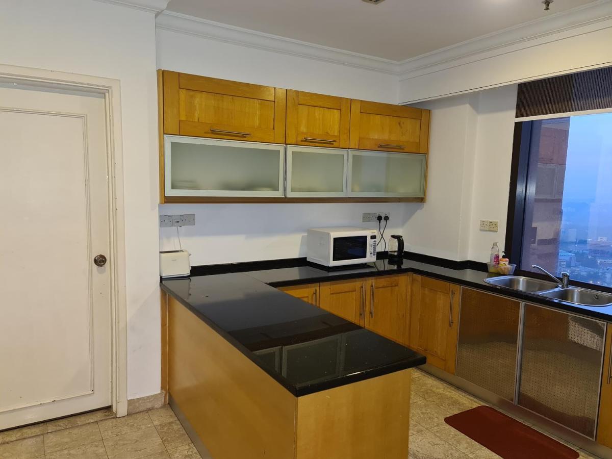 Raymond Suites At Berjaya Times Square クアラルンプール エクステリア 写真